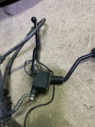 Bomba y pinzas freno BMW F650ST