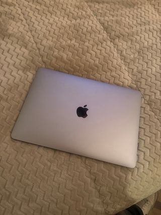 MacBook Pro 13 2017 i7 - 250 GB