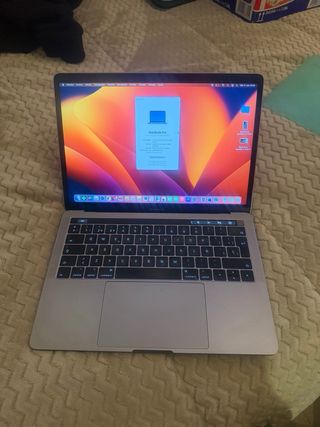 MacBook Pro 13 2017 i7 - 250 GB