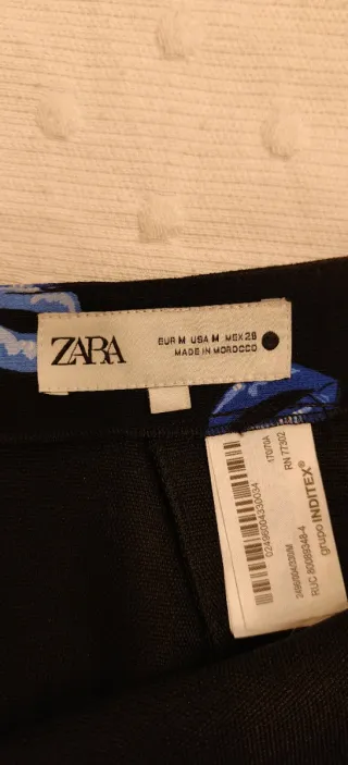 Falda estampada labios