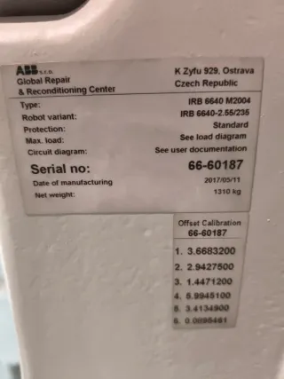 Robot industrial ABB IRB 6640 2.55/235