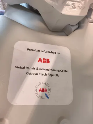 Robot industrial ABB IRB 6640 2.55/235