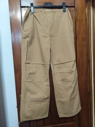 Pantalones Cargo Beige