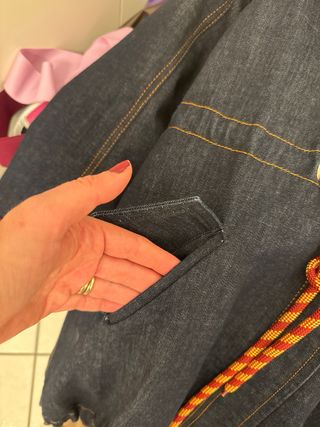 Giubbotto jeans con pelliccia rossa Tagli 10 anni