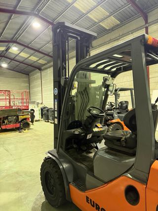 Carretilla elevadora Toyota 35 sas