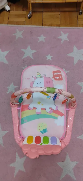 Palestra per neonati con pianoforte e arco giochi