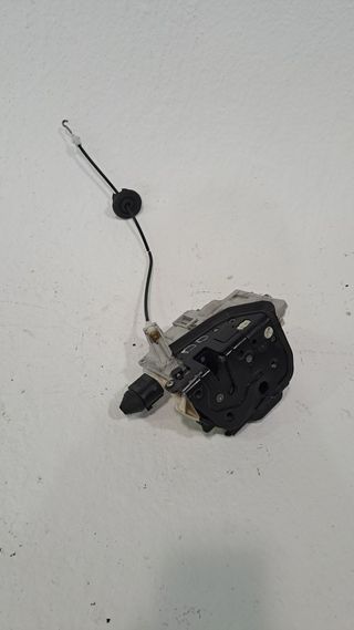 CERRADURA PUERTA DELANTERA DERECHA AUDI A4 AVANT (8E) (4)