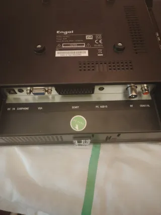 TV Engel LE2462 de 24 Pulgadas para Caravana