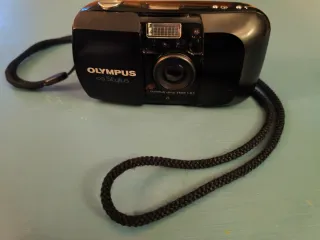 Cámara Olympus Stylus Infinity Negra