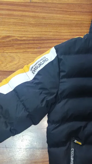 Chaqueta acolchada con capucha Unisex