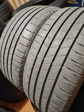 Bridgestone 225/40 R19 93Y Neumático