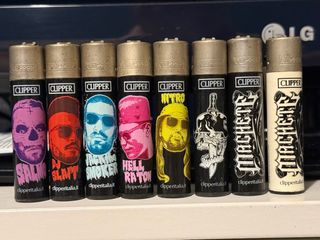 Collezione 8 accendini Clipper Machete Crew