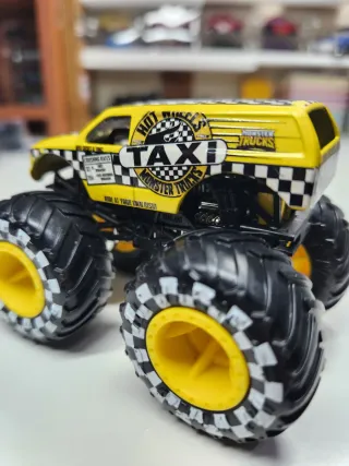 Camión Monstruo Hot Wheels Taxi