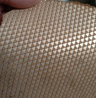 Falda de piel vaquetilla