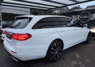 Mercedes-Benz E 300 e Estate 2021