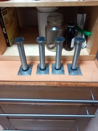 Patas de acero para muebles