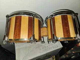 Bongos de madera