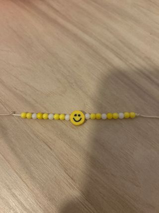 Pulseras artesanales hechas a mano