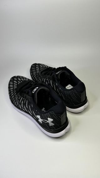 Under Armour Charged Breeze 2 Negro - Size 40 1/2