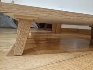 Cómoda de madera blanca y marrón