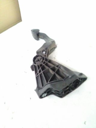PEDAL EMBRAGUE VOLKSWAGEN POLO (6R1) (3)