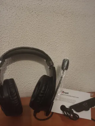 cuffie ps4 trust gxt488 gaming headset nuove