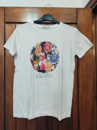 Camiseta flores