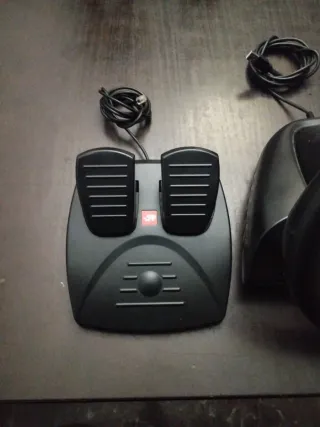 Volante y Pedales FRTEC para Nintendo Switch