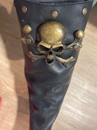 Botas Popa Piel Tachuelas Calavera Pirata