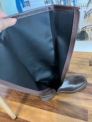 Stivali alti marroni da donna