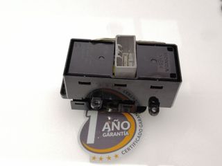 MANDO ELEVALUNAS TRASERO DERECHO HONDA CR-V (2)