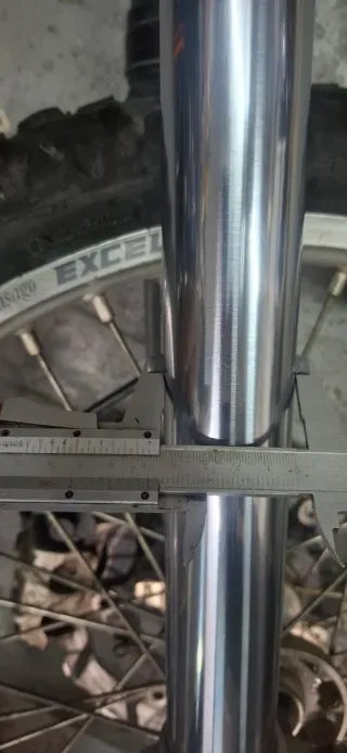 Horquillas KYB 48mm Doble Cartucho Tren Delantero