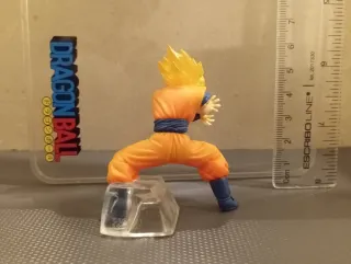 Figura Goku Dragon Ball Gashapon HG VS manga anime