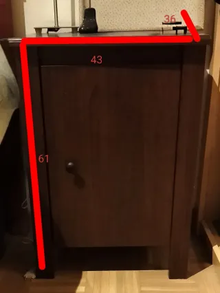 Comò in noce e 2 comodini