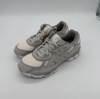 Zapatillas ASICS Running/Casual Beige/Gris