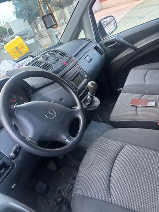 Mercedes-Benz Vito 2013