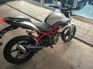Benelli 125cc Naked Manual