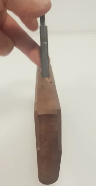 Cepillo de molduras antiguo de madera