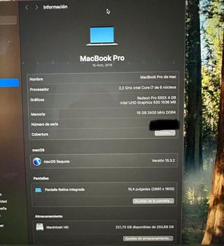 MacBook Pro 15” 2018 i7 16GB 240GB Plata