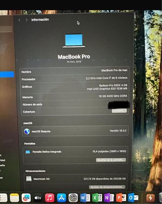 MacBook Pro 15” 2018 i7 16GB 240GB Plata
