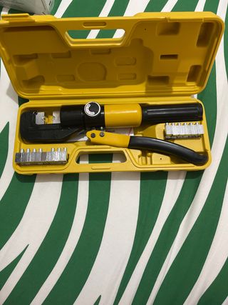 Herramienta Prensadora Hidráulica de Cables