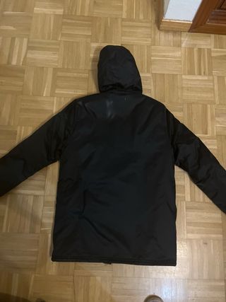 Chaqueta Adidas Negra con Capucha