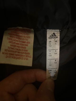Chaqueta Adidas Negra con Capucha