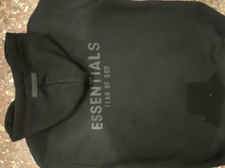 Sudadera Fear of God Essentials Negra