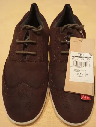 Zapatos con cordones