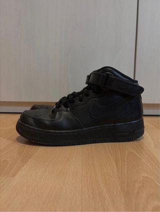 Nike Air Force 1 High Negras
