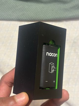 Xbox Series S 1TB Blanca + Mando Rojo