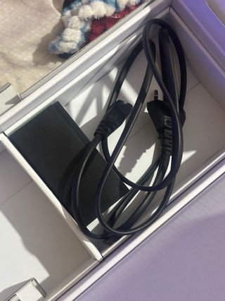 Xbox Series S 1TB Blanca + Mando Rojo