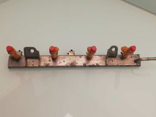 RAMPA INYECTORA SUZUKI SWIFT SF BERLINA (EA)