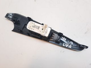 MANDO ELEVALUNAS TRASERO DERECHO MAZDA 2 LIM. ()